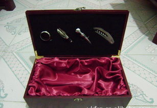 精品红酒木盒及工具套装 现货供应与选购指南